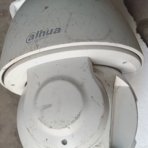 议价大华智能球机 通电如图bu知什么型号，当配件处理，有差bu多1