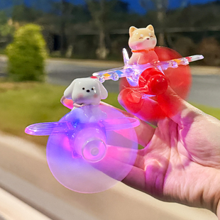 风力发光小飞机电动车装饰旋转风能发电摆件摩托车汽车红蓝飞机灯