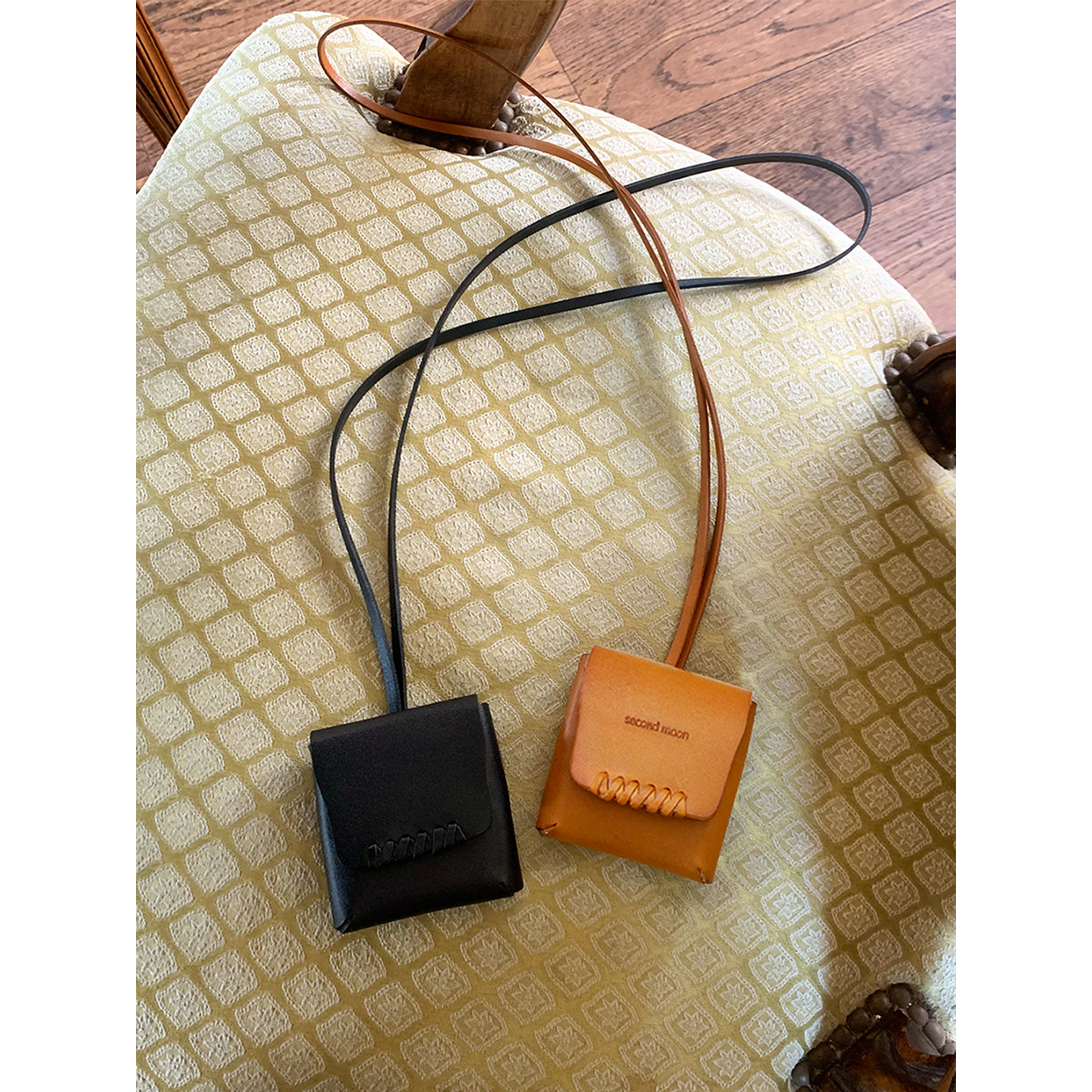 SecondMoon牛皮手工编织植鞣皮挂脖钥匙包简约配饰项链包