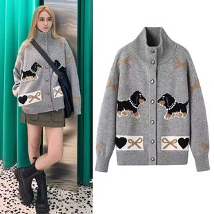 DN高端定制卡通小狗提花针织开衫女宽松立领长袖灰色毛衣外套