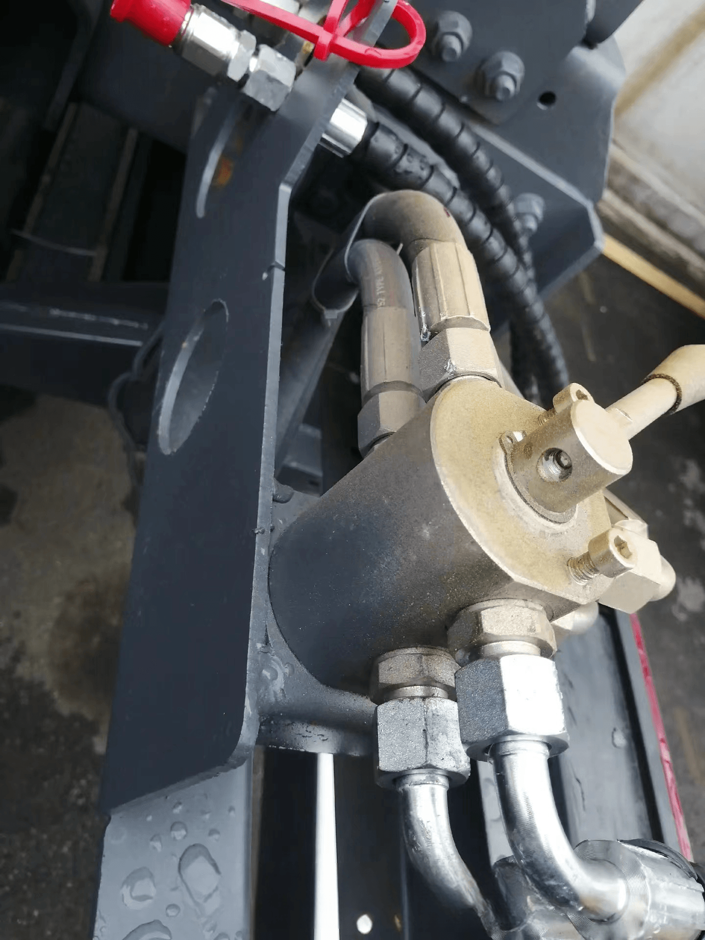 勾臂垃圾车DF6VIE手动转阀切换阀液压阀两位六通换向阀平地机