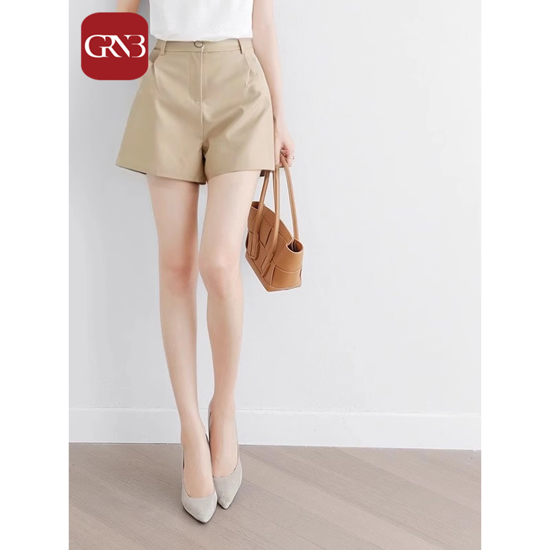 GRNB2026新款高腰白色a字四分裤子显瘦休闲卡其色薄西装短裤女夏