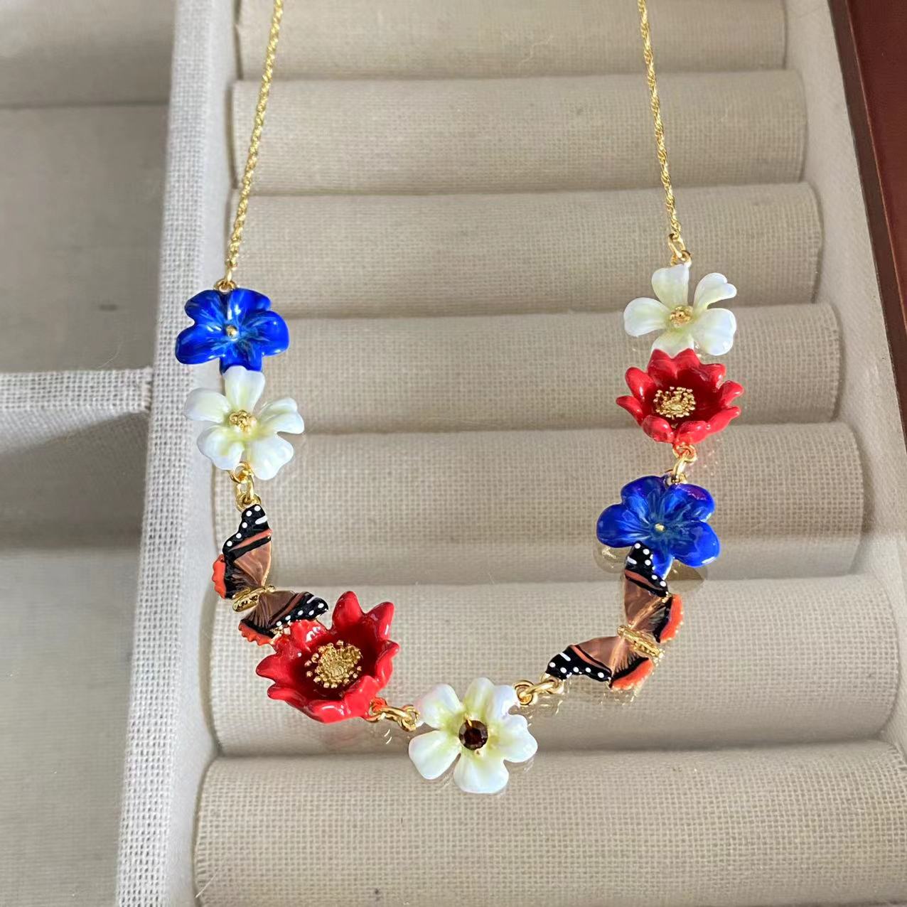 法国珐琅釉首饰品 荷兰风情系列 繁花花朵 蓝花红花蝴蝶吊坠 项链