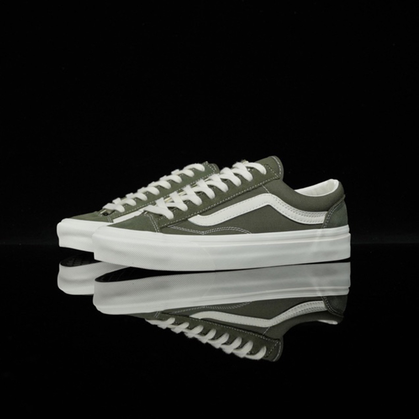 Vault OG Style 36 LX 高端联名白绿鹿皮帆布拼接低帮板鞋男女鞋