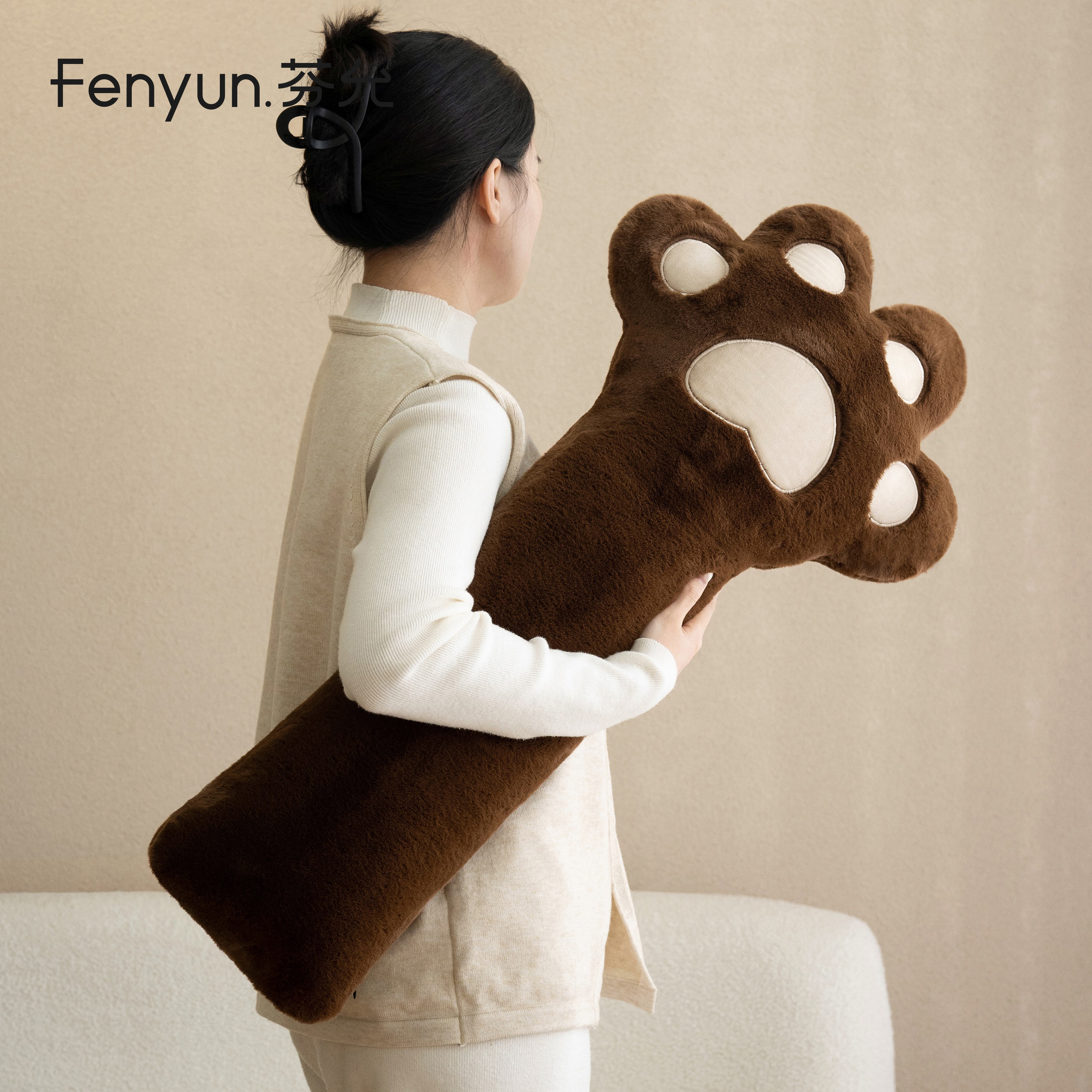 芬允长条猫爪抱枕靠垫沙发客厅