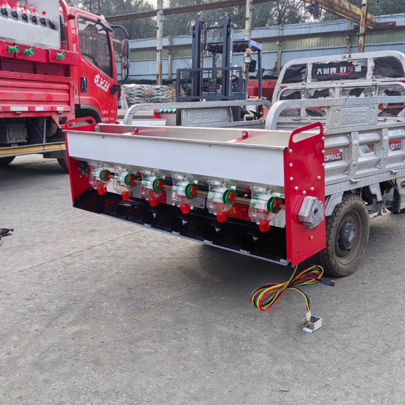 新款不锈钢电动撒肥机48伏60伏12伏加厚电动三轮车后挂施肥机,农机/农具/农膜,施肥机械,淘宝优惠券,粉丝福利购,淘宝优惠卷