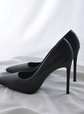 黑色高跟鞋女2g023年新款气质高级哑光尖头高跟单鞋女斩男细跟10c