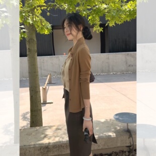 韩系假两件衬衫女款设计感拼接简约修身通勤百搭气质舒适长袖