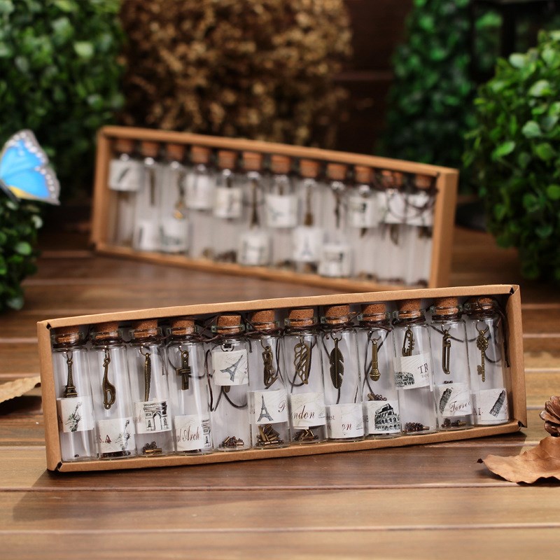12只一套时尚复古金属吊饰许愿瓶木塞玻璃小瓶子创意生日礼物