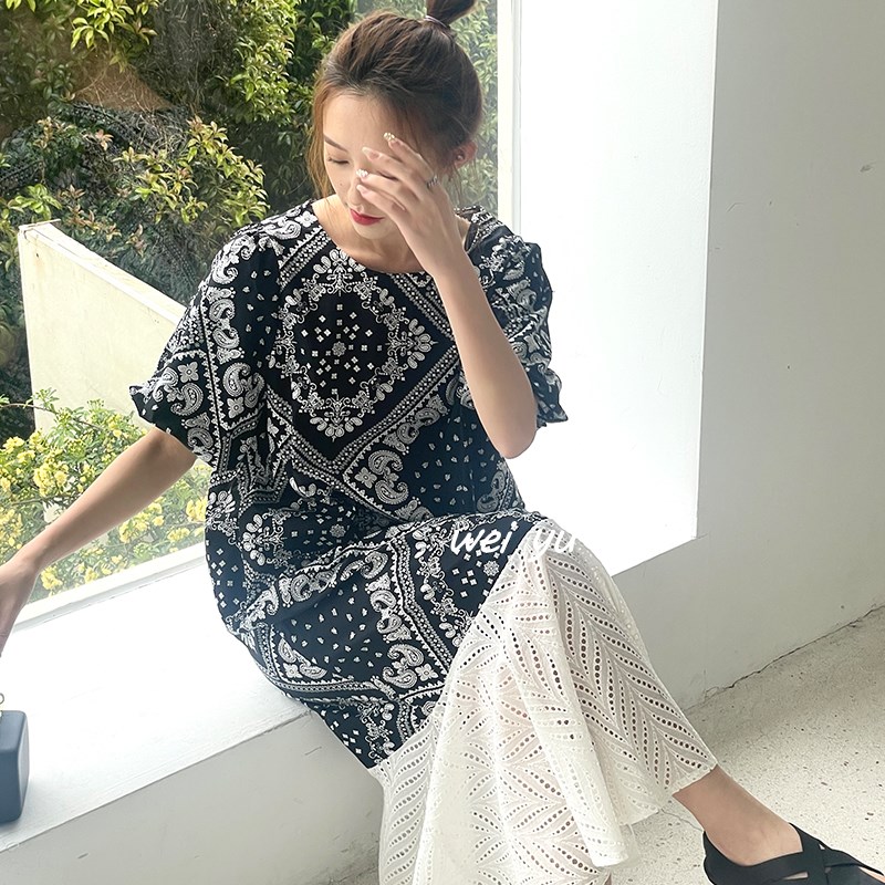 薇语大码女装碎花长裙2025夏新款圆领短袖长裙宽松蕾丝拼接连衣裙