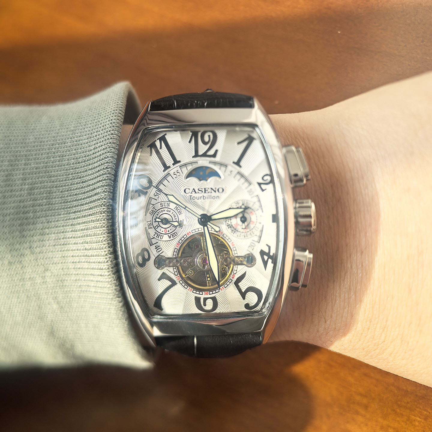 外贸FM酒桶飞行员机械表月相表