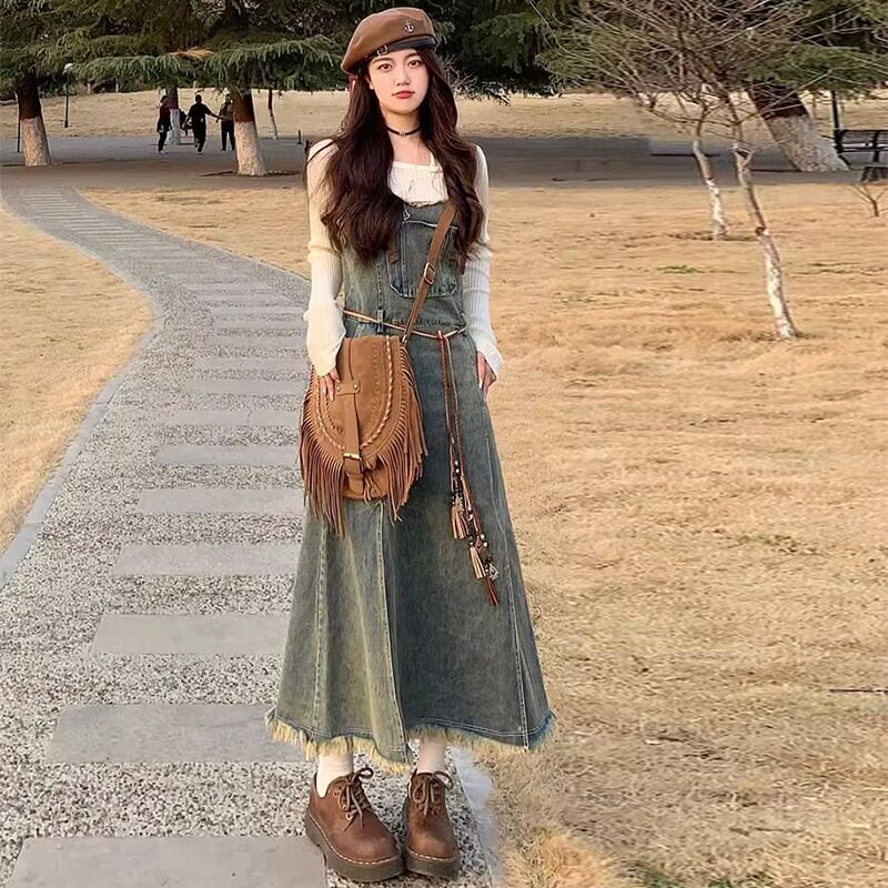 流苏毛边牛仔背带裙连衣裙女中长款春夏新款独特开叉吊带背心裙子图片