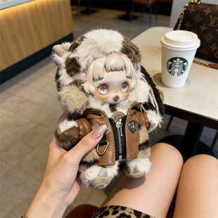 马力全开盲盒娃衣千里马通关马开心马衣服替换装毛绒公仔棕色皮衣