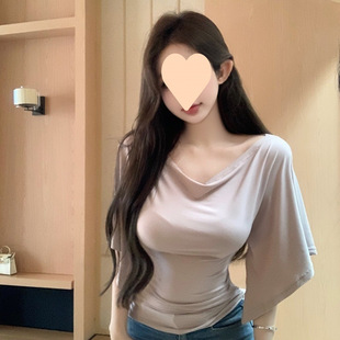 设计高弹力修身 辣妹性感一字喇叭上衣美式 恤高级甜美遮肉两穿