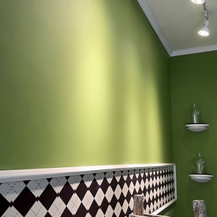 牛油果色背景墙复古绿自粘防水壁纸卧室客厅墙纸2024新款网红墙纸