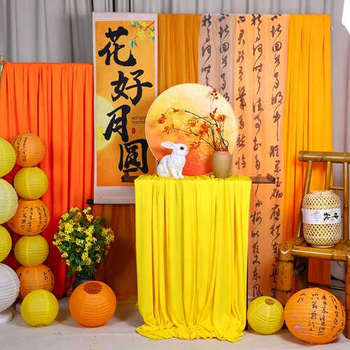 幼儿园中秋古风环创装饰橙黄色背景挂布书法纱幔国庆国风场景布置