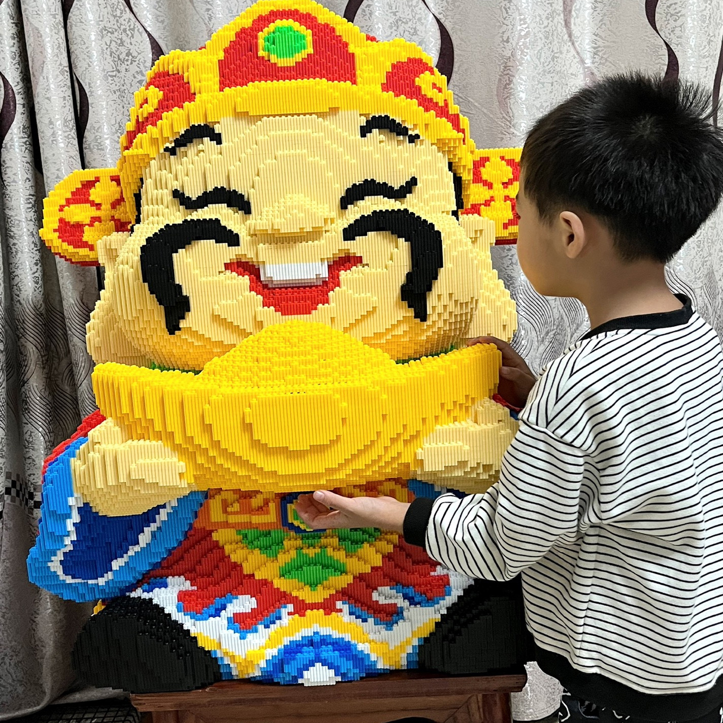 巨大财神爷积木玩具拼装益