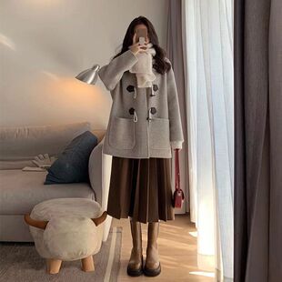 高级感牛角扣连帽毛呢外套女2026秋冬季 赫本风情 搭配显高显瘦新款