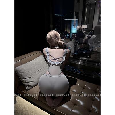 纯欲御姐镂空花边连体衣包臀短裙