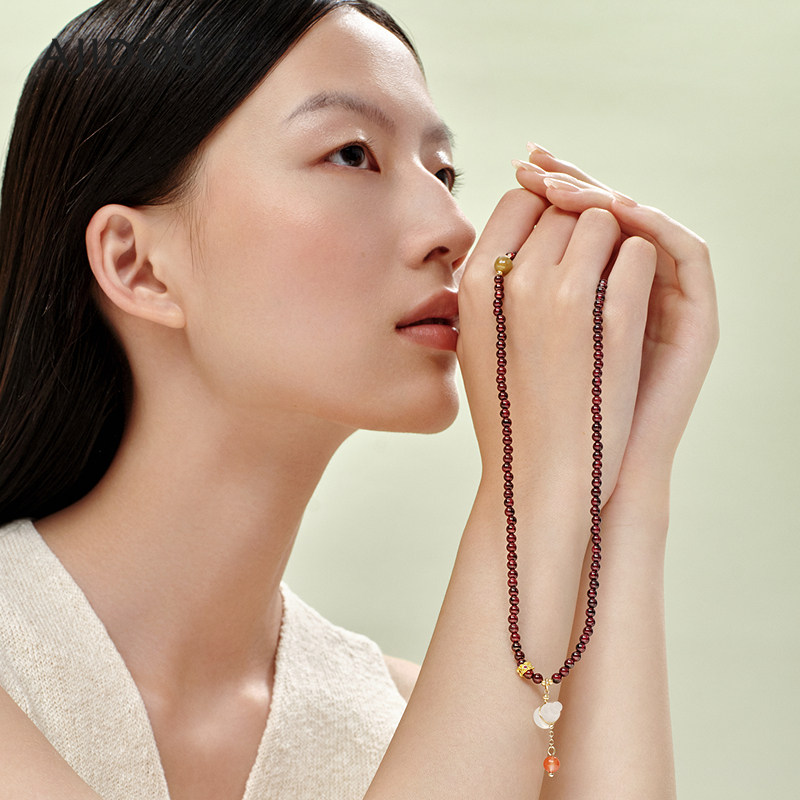 AJIDOU阿吉豆手链女石榴石款中式图片
