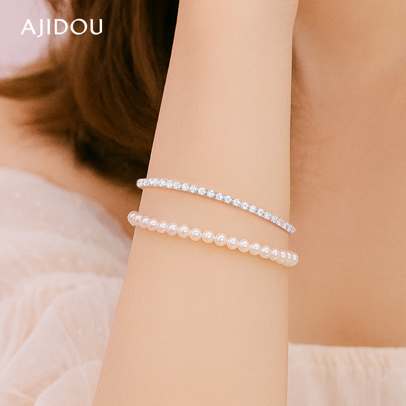 阿吉豆AJIDOU手链女珍珠双层叠戴手串轻奢小众设计感手饰时尚手链