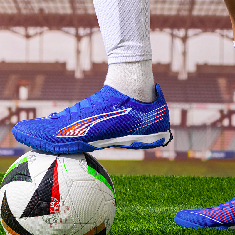 PUMA彪马足球鞋新款ULTRA 6 MATCH TT中端碎钉耐磨比赛训练足球鞋
