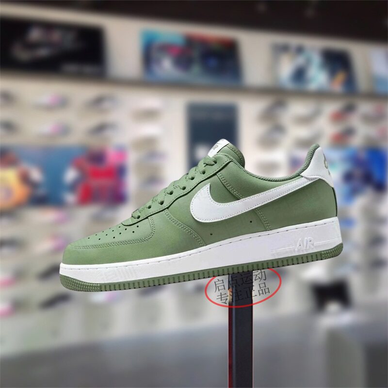 Nike耐克男鞋子2025冬季新款空军一号舒适低帮耐磨板鞋FJ4146-301