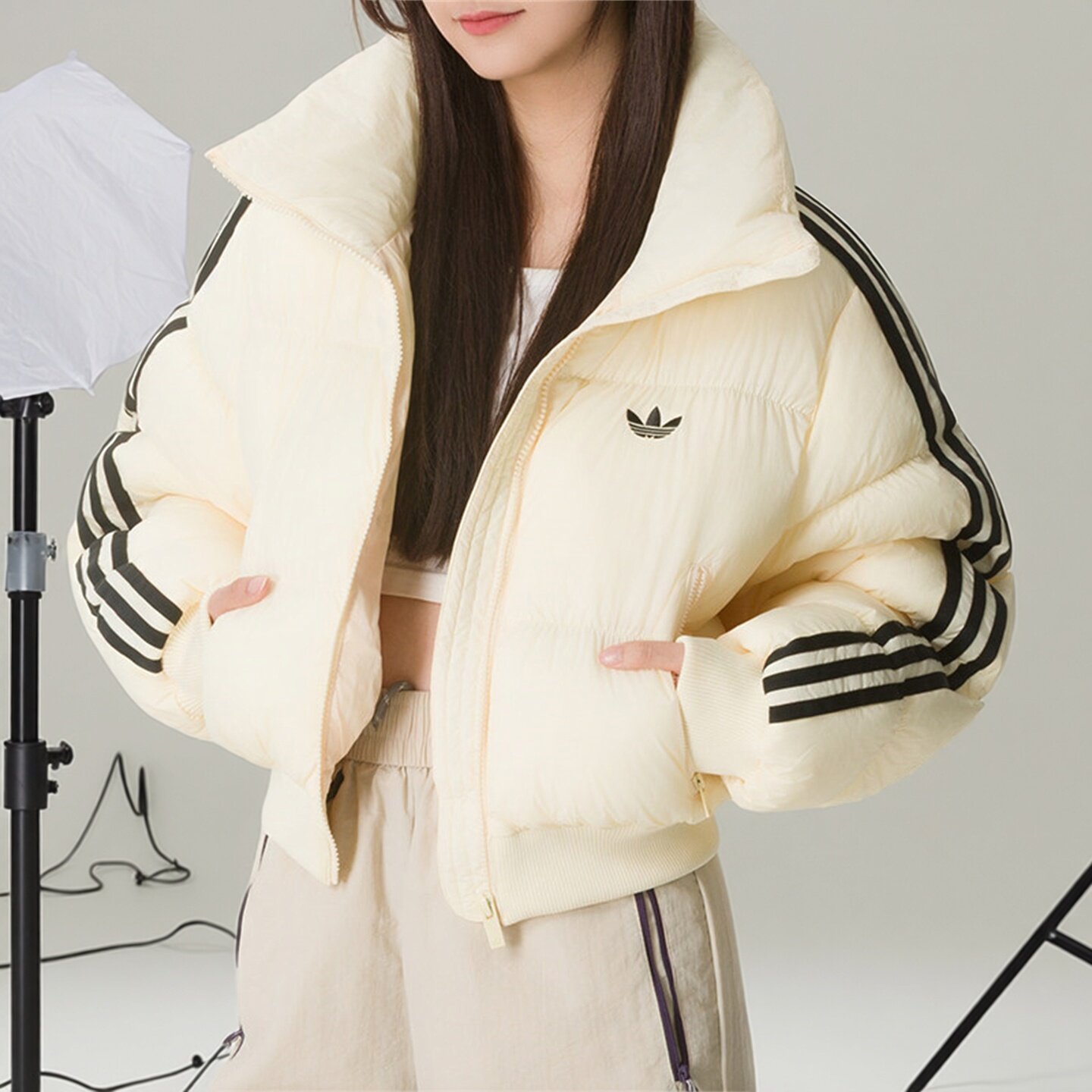 新款防风保暖舒适短款羽绒服
