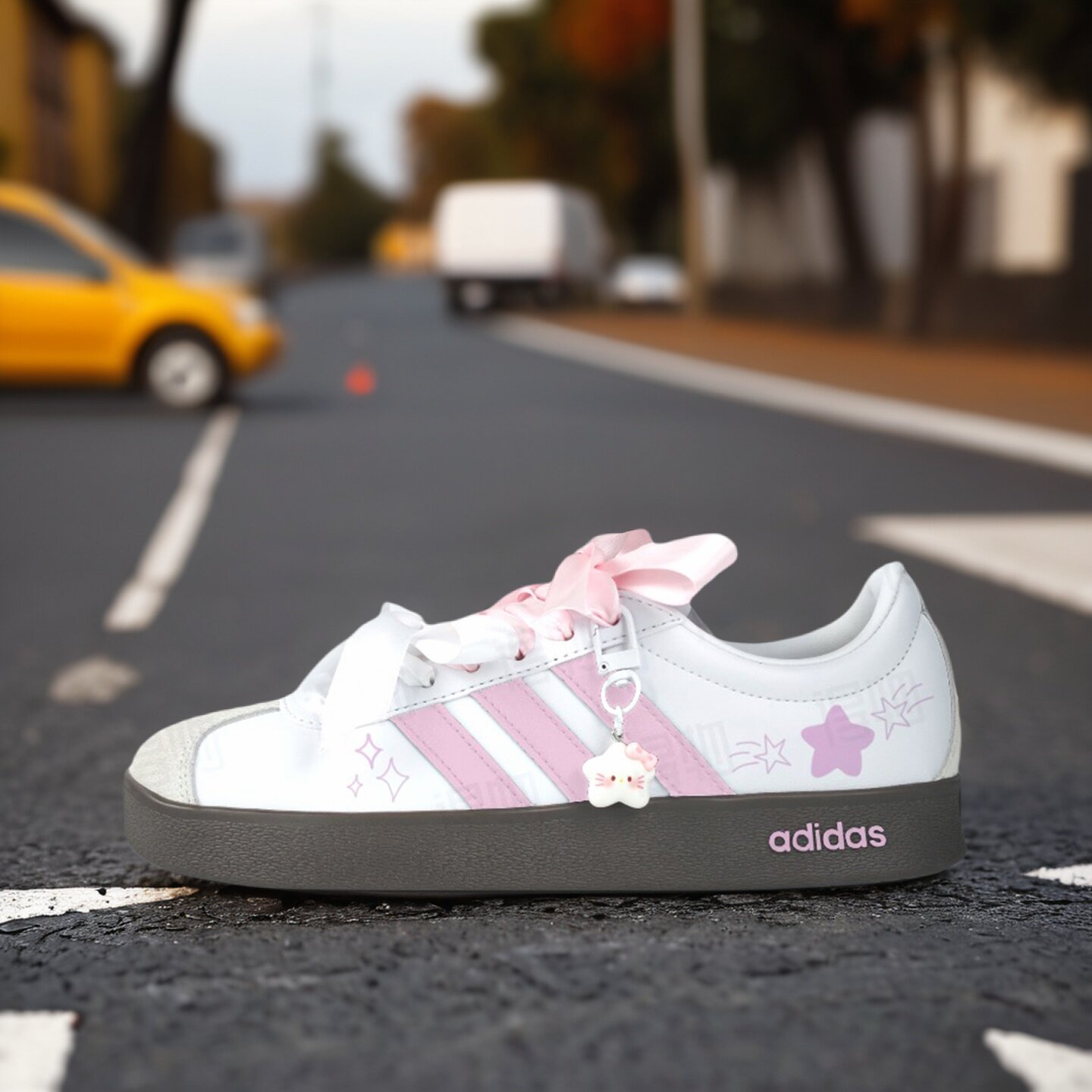 【球鞋定制】Adidas阿迪达斯 VL COURT 粉雾星轨 男女款低帮板鞋