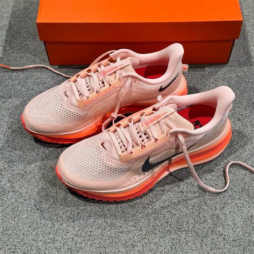 Nike耐克男鞋2025冬季新款舒适百搭运动缓震休闲跑步鞋II6308-600