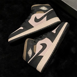 Nike耐克男鞋2025冬季新款JORDAN高帮舒适百搭潮流板鞋HV4091-102