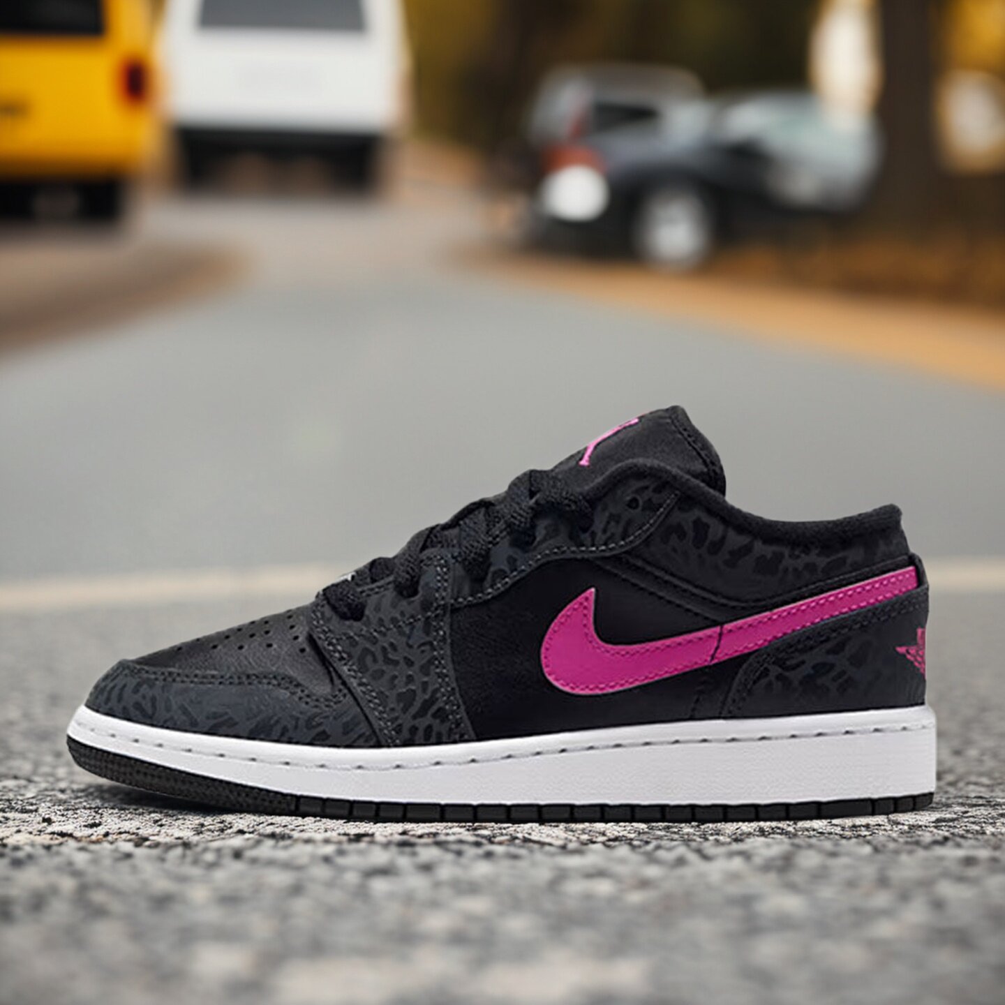 Nike耐克大童男女鞋2026冬季新款AJ JORDAN 1低帮板鞋IQ5244-001