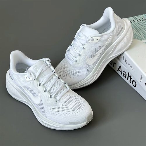 Nike耐克女鞋子2024冬季新款飞马41透气百搭运动跑步鞋FD2723-102