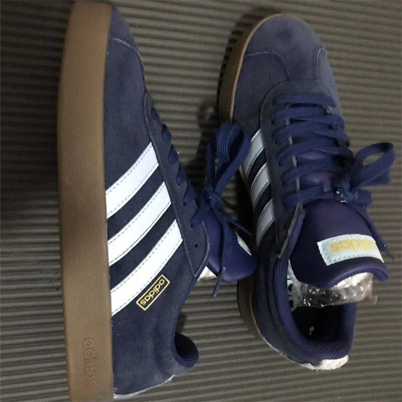 Adidas阿迪达斯男女鞋子2025秋季新款舒适百搭低帮耐磨板鞋JP7537