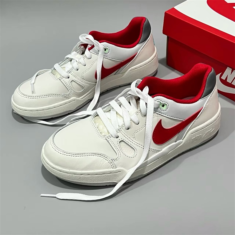 新年款龙年限定低帮耐磨休闲板鞋