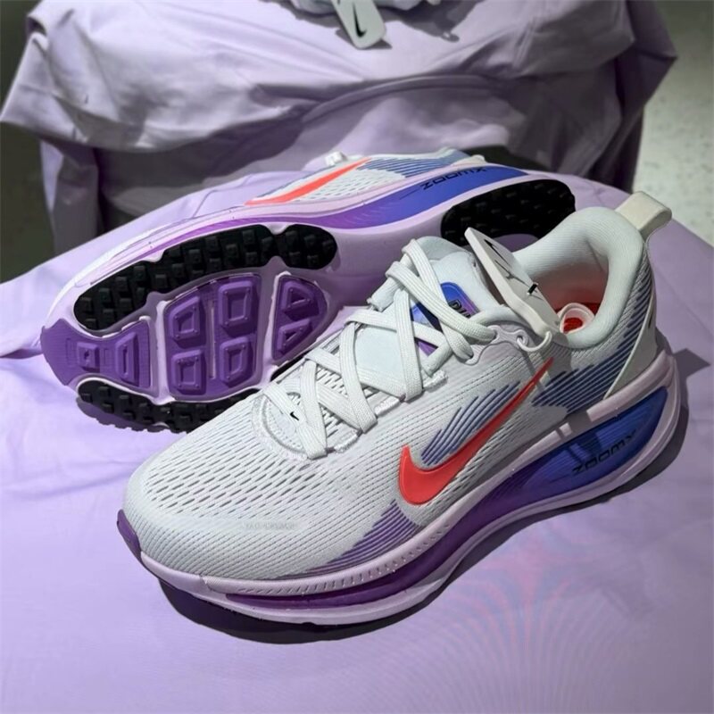 Nike耐克女鞋子2026春季新款舒适运动软弹运动跑步鞋HM6804-112