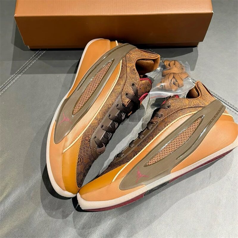Nike耐克男鞋子2026春季新款东契奇缓震透气实战篮球鞋IQ0567-201