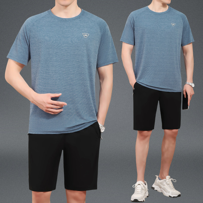 爸爸夏装冰丝套装新款中年男士短袖短裤圆领t恤中老年运动服夏季