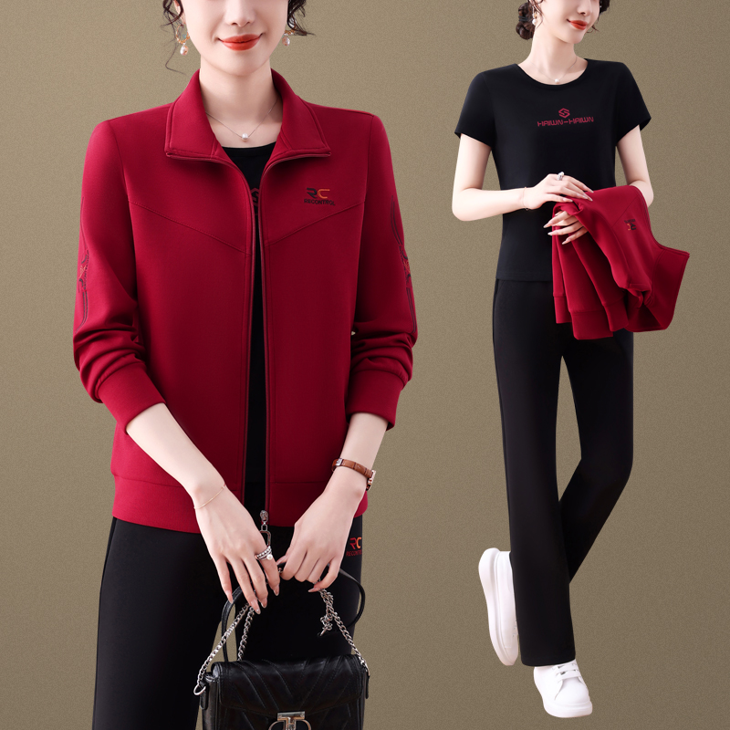 中年女士运动套装春秋中老年时尚休闲运动服三件套宽松妈妈装春装