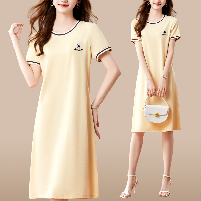 时尚短袖T恤女夏装连衣裙2025新款夏时尚休闲减龄显瘦夏装中长裙