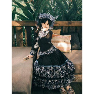 新款布依族苗族服饰少数民族旅拍苗疆少女民族土家族摄影套装秋冬