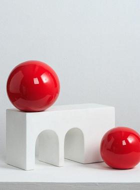 红色圆球形摆件简约家居彩色陶瓷球摆设酒店样板房展厅茶几装饰品