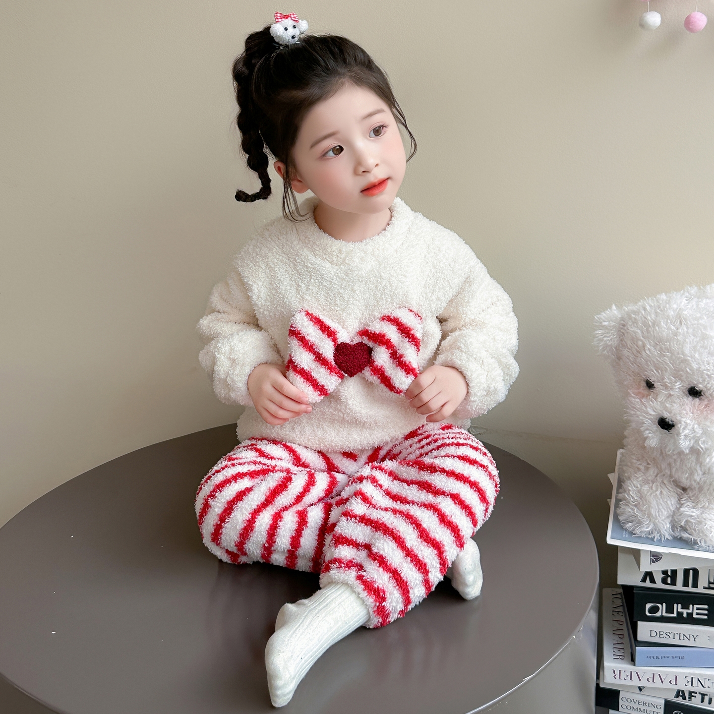 女童睡衣套装2025新款秋冬珊瑚绒女宝宝加绒休闲家纹家居服两件套