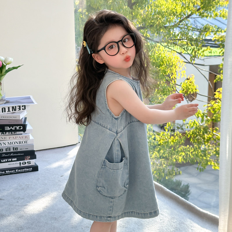 女童连衣裙2025新品夏款女宝宝韩版款浅蓝色牛仔背心裙无袖牛仔裙