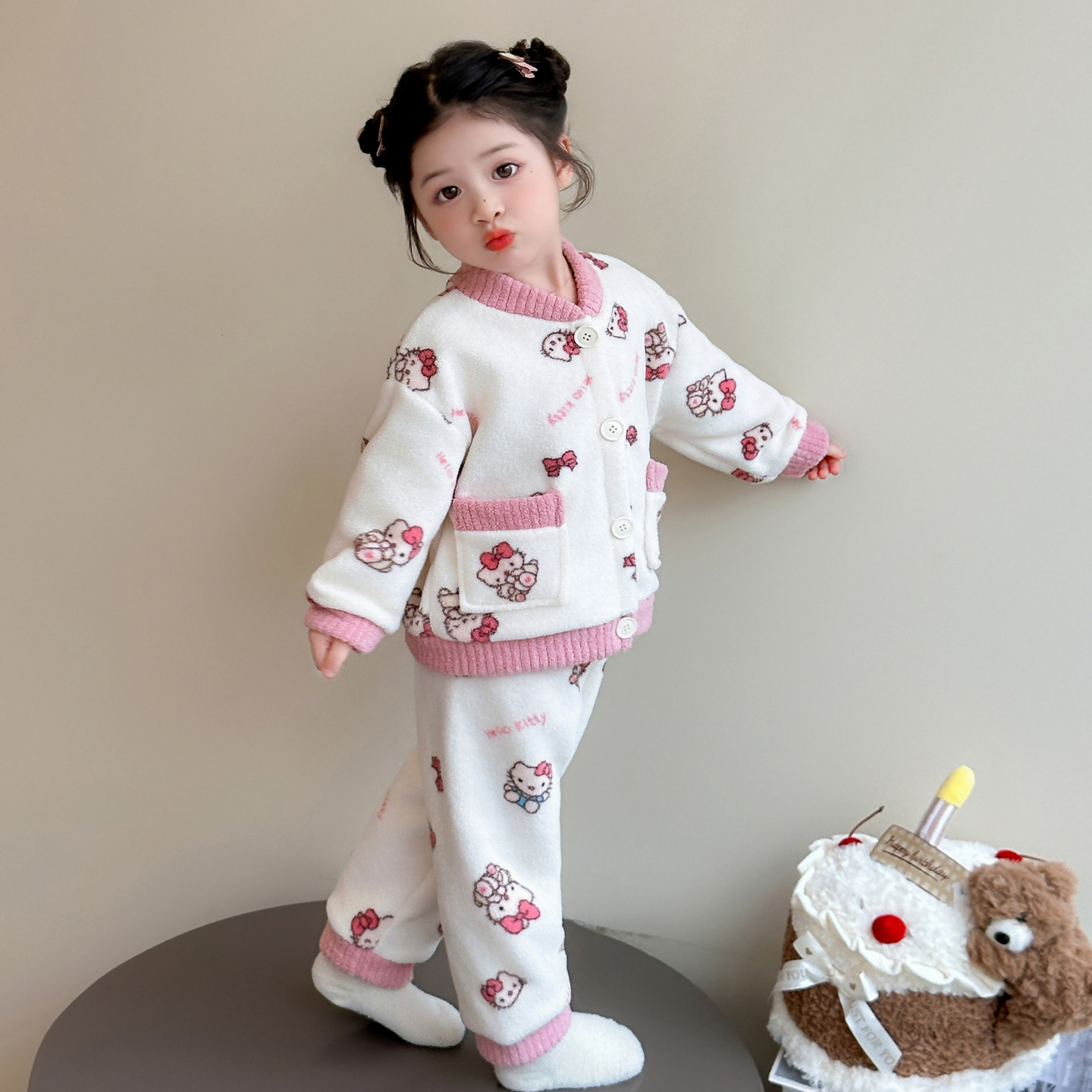 女童睡衣套装2025新款秋冬儿童法兰绒开衫家居服珊瑚绒宝宝两件套