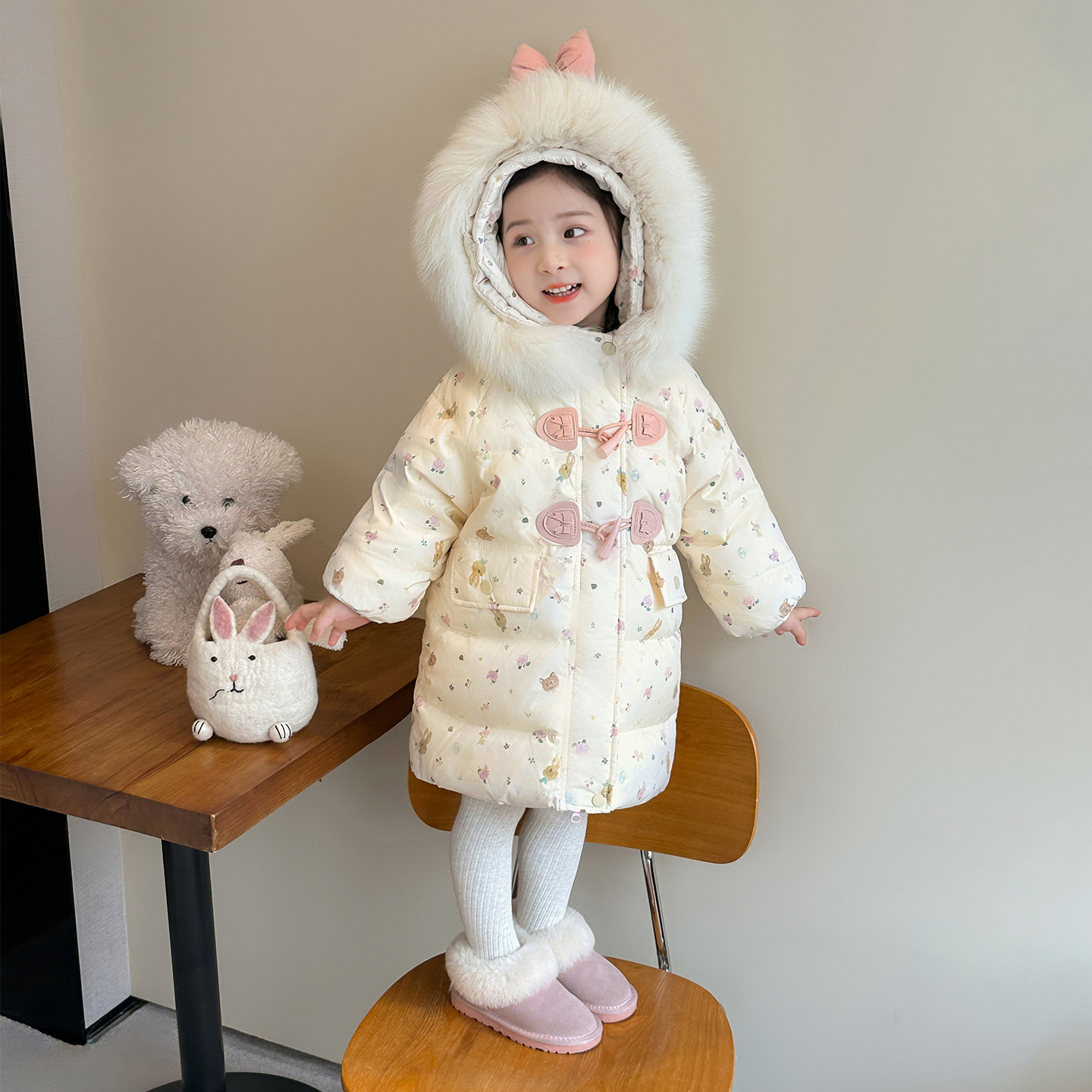 女童羽绒服2025新款儿童秋冬加厚保暖女宝宝牛角扣连帽毛领中长款