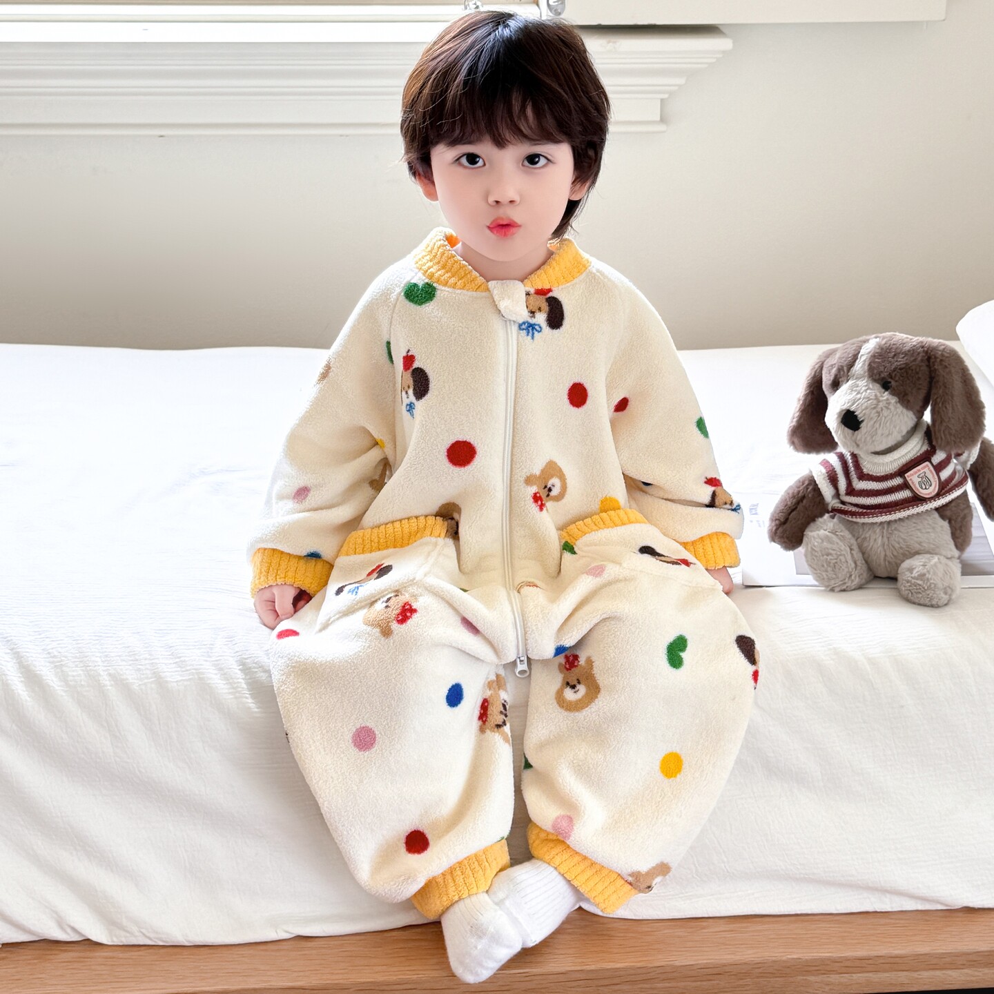 男童连体睡衣保暖2026新款秋冬法兰绒拉链款男宝宝家居服爬服睡袋