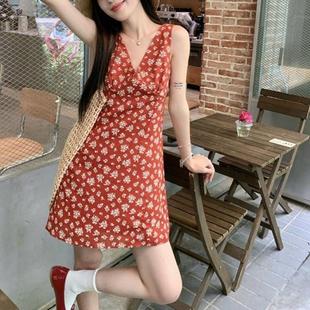红色复古碎花吊带连衣裙女夏季 气质V领港风短裙子潮 新款 纯欲法式