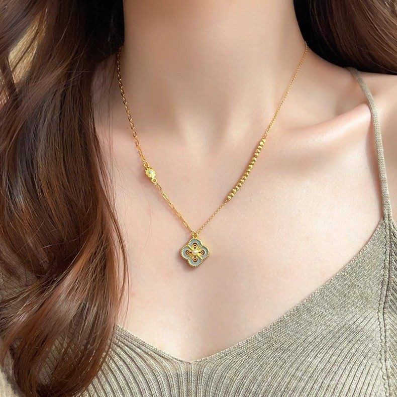 新中式仿珐琅彩四叶草项链女2025新款高级感轻奢小众中古风锁骨链,饰品/流行首饰/时尚饰品新,项链,淘宝优惠券,粉丝福利购,淘宝优惠卷