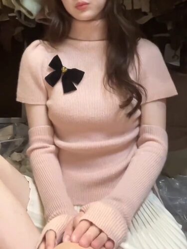 粉色甜美温柔风修身带袖套针织衫